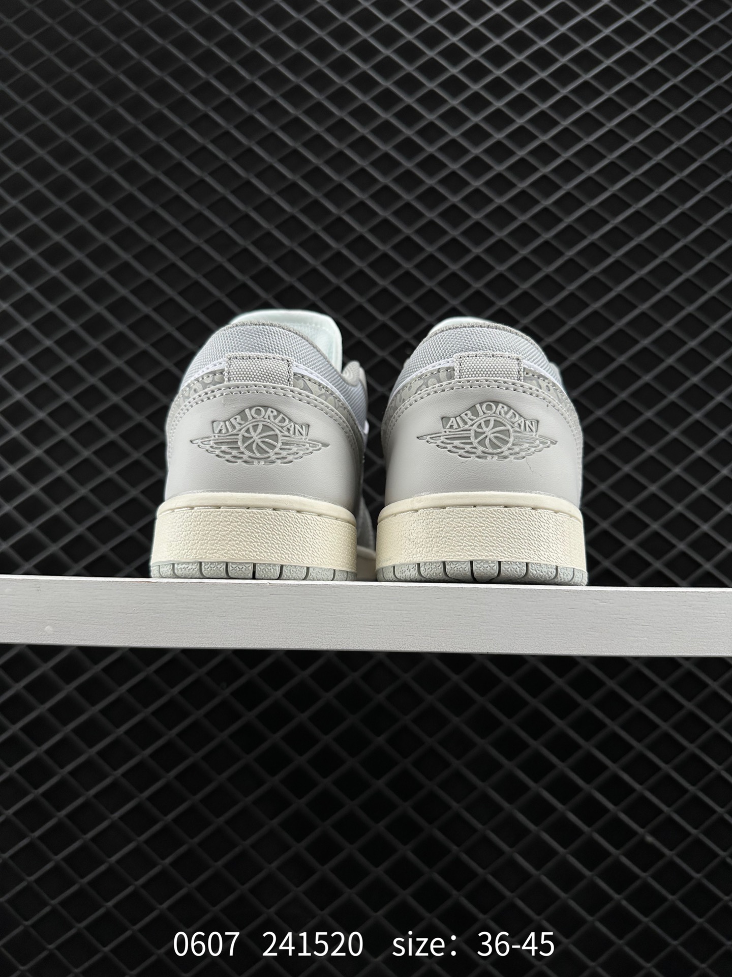 Nike Air Jordan 1 Low AJ1